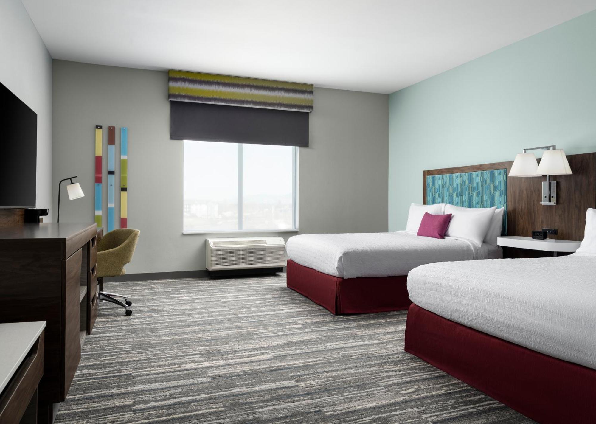 Hampton Inn Redmond Bend Airport Екстер'єр фото