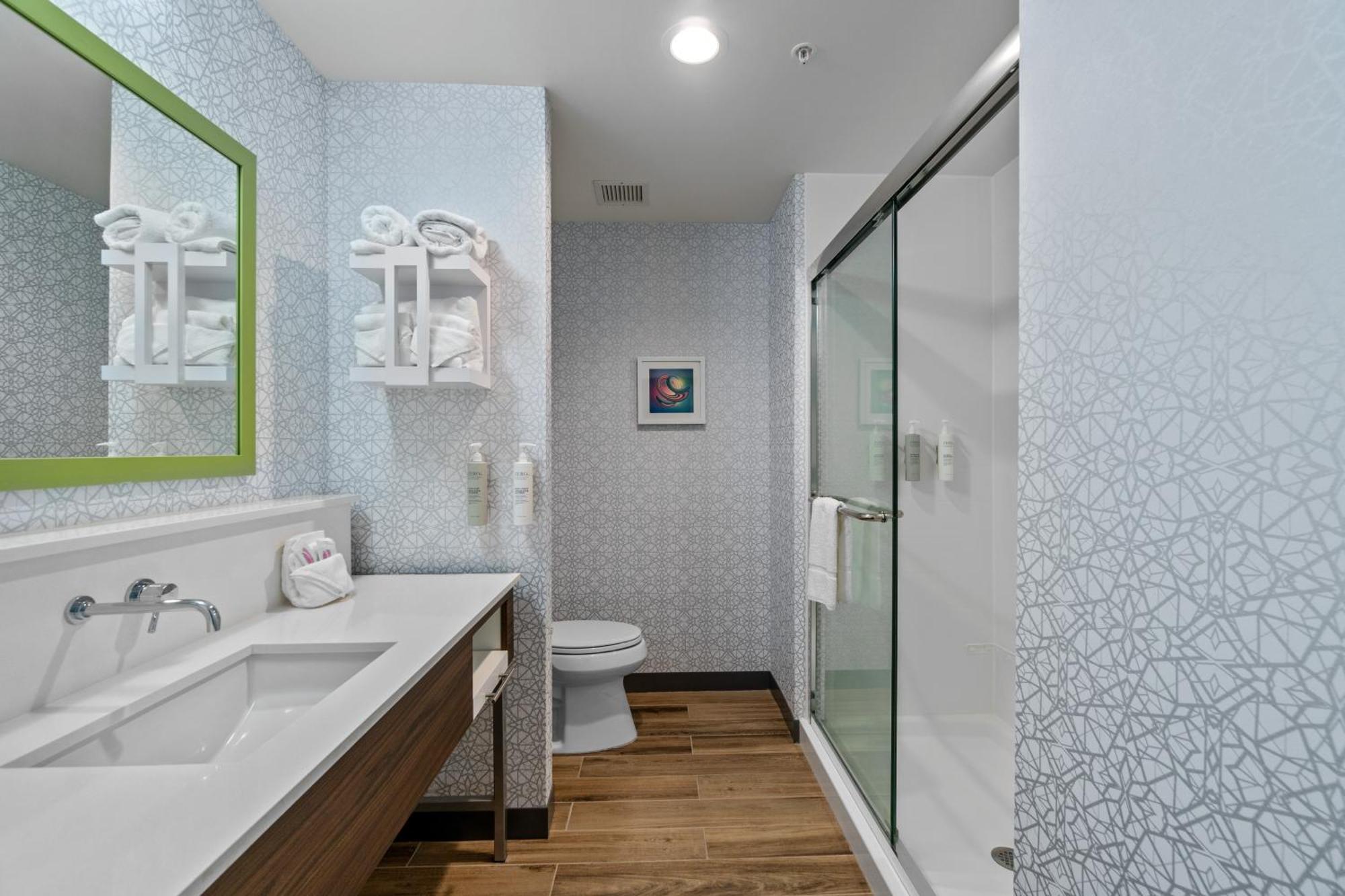 Hampton Inn Redmond Bend Airport Екстер'єр фото