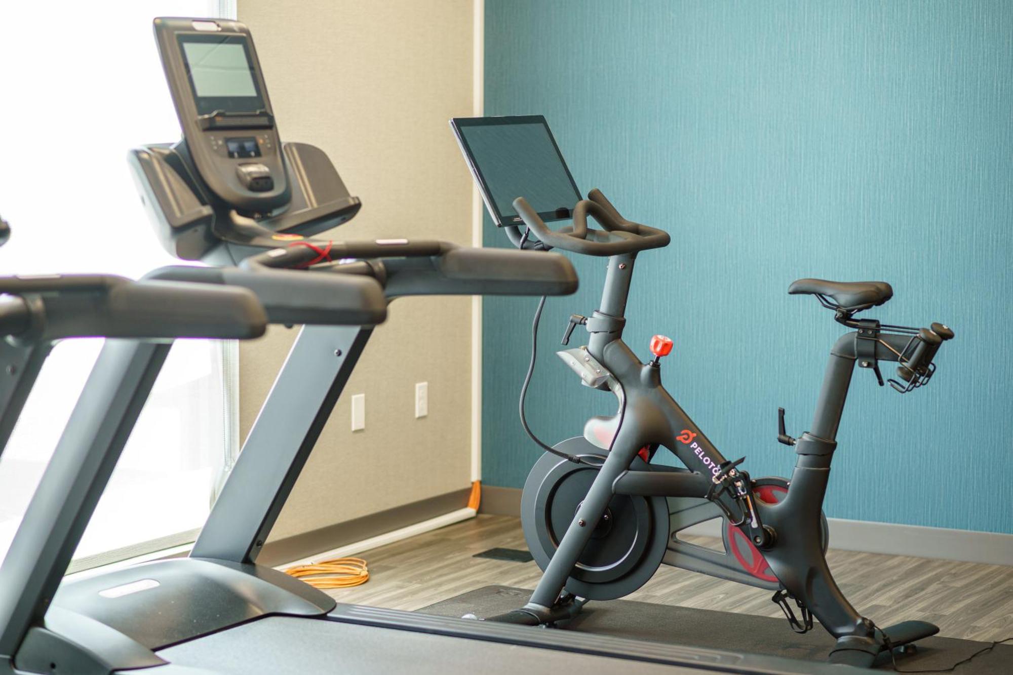 Hampton Inn Redmond Bend Airport Екстер'єр фото