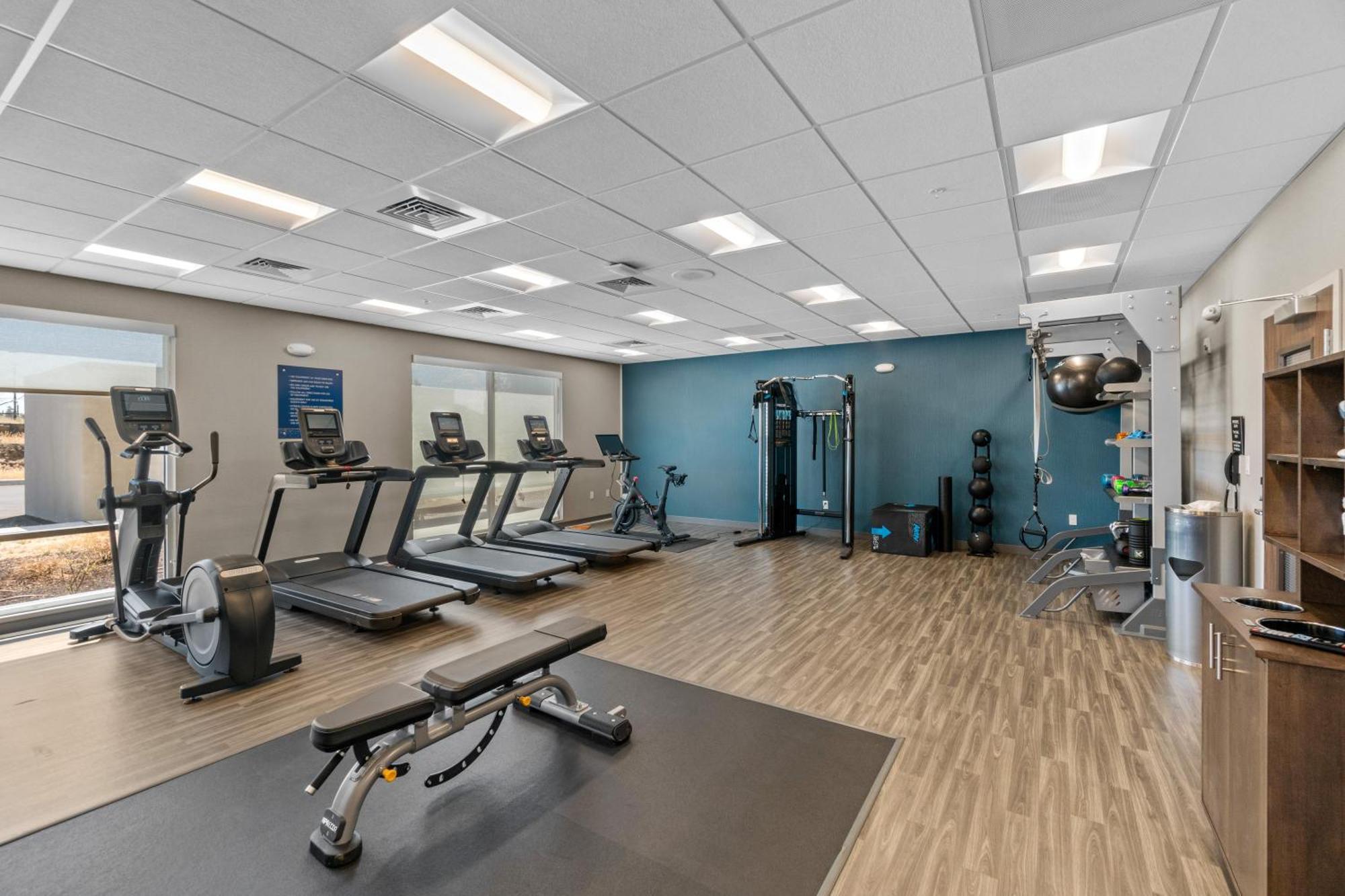 Hampton Inn Redmond Bend Airport Екстер'єр фото